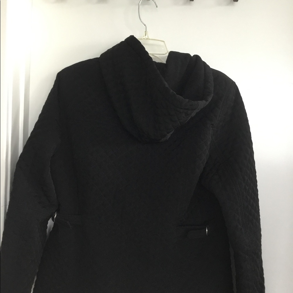 Gorgeous Quilted winter jacket - Picture 3 of 4
